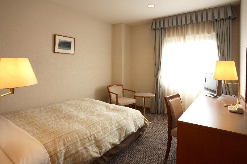 Jr-East Hotel Mets Tsudanuma Narashino Екстер'єр фото